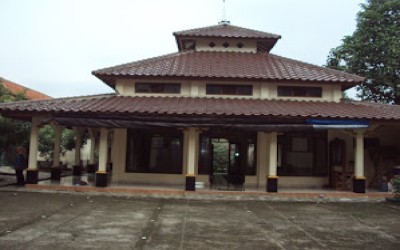 Sarana Ibadah (Masjid)